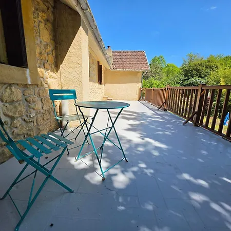 Les Pierres Du Perigord 200 Bed & Breakfast 3*