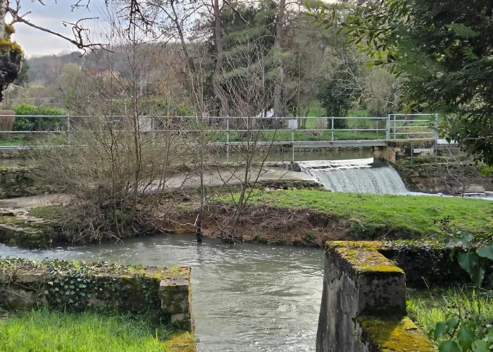 Les Pierres Du Périgord 3*