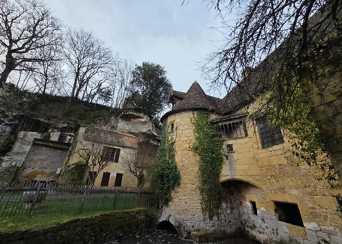 Les Pierres Du Périgord 3*